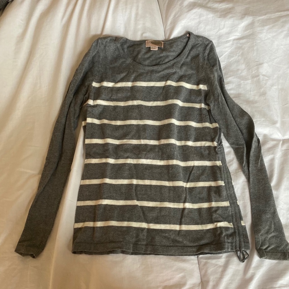 Forever 21 Grey Striped Sweater